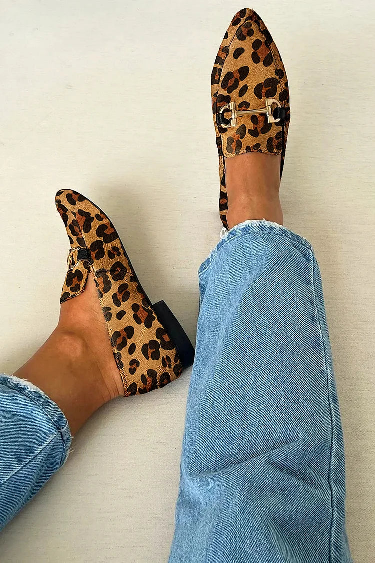 Eliana | Loafer With Metalic Detail