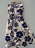 Evelyn - Elegant Floral Dress