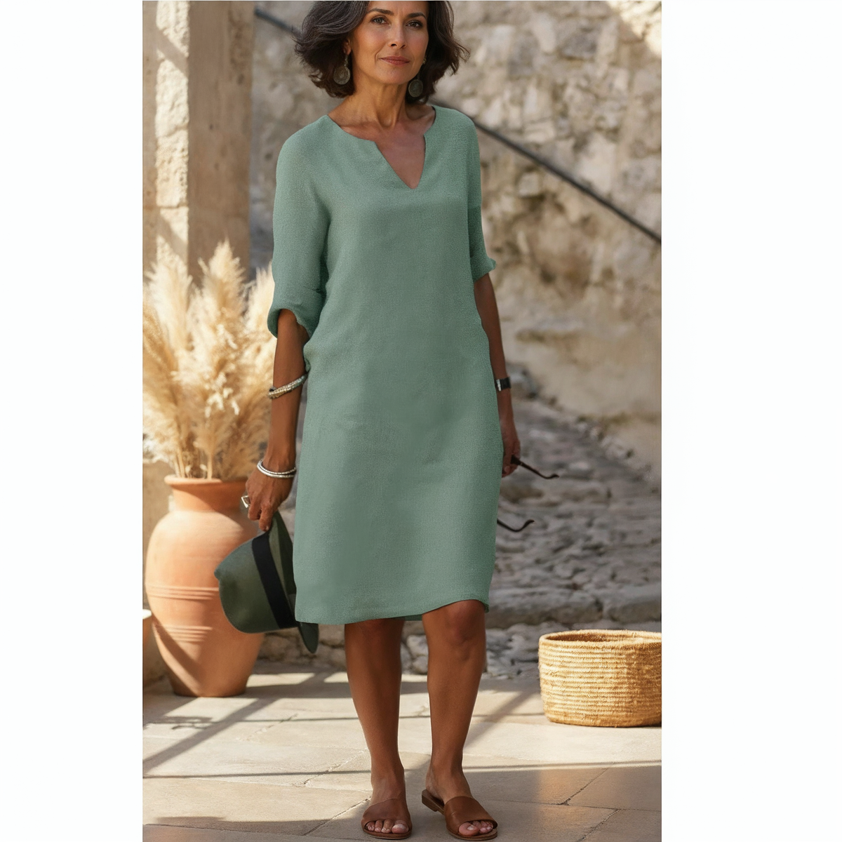 Lola - Relaxed V-Neck Dress