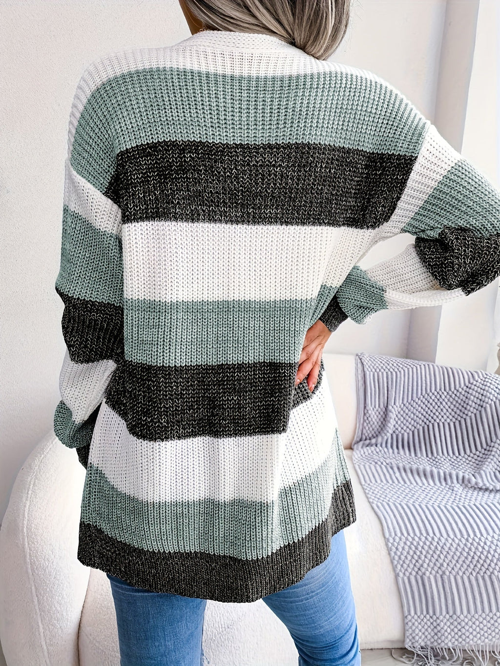 Kary | Seaside Knit Cardigan