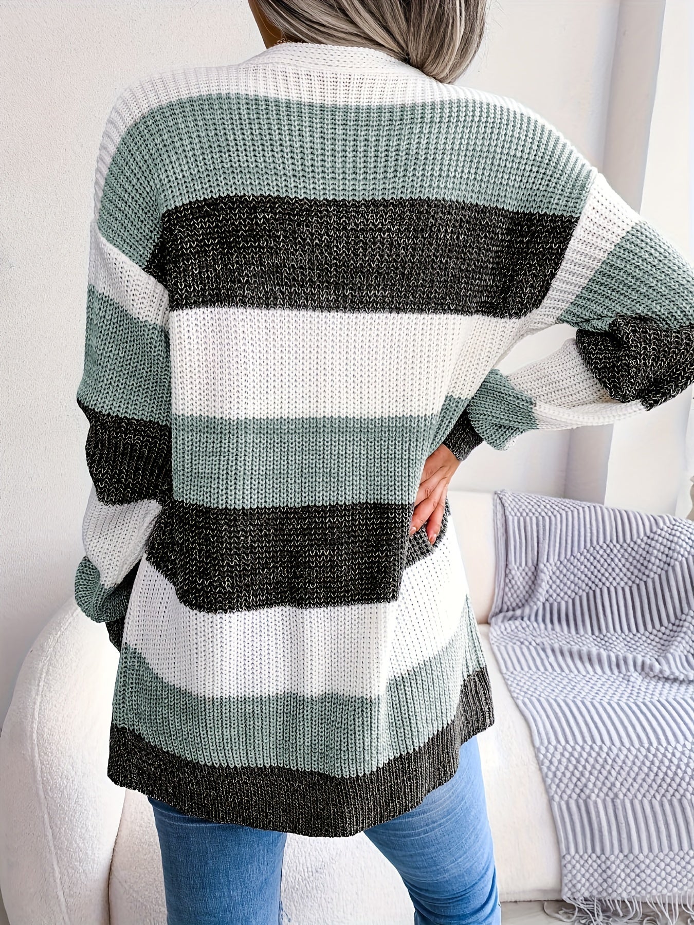 Kary | Seaside Knit Cardigan